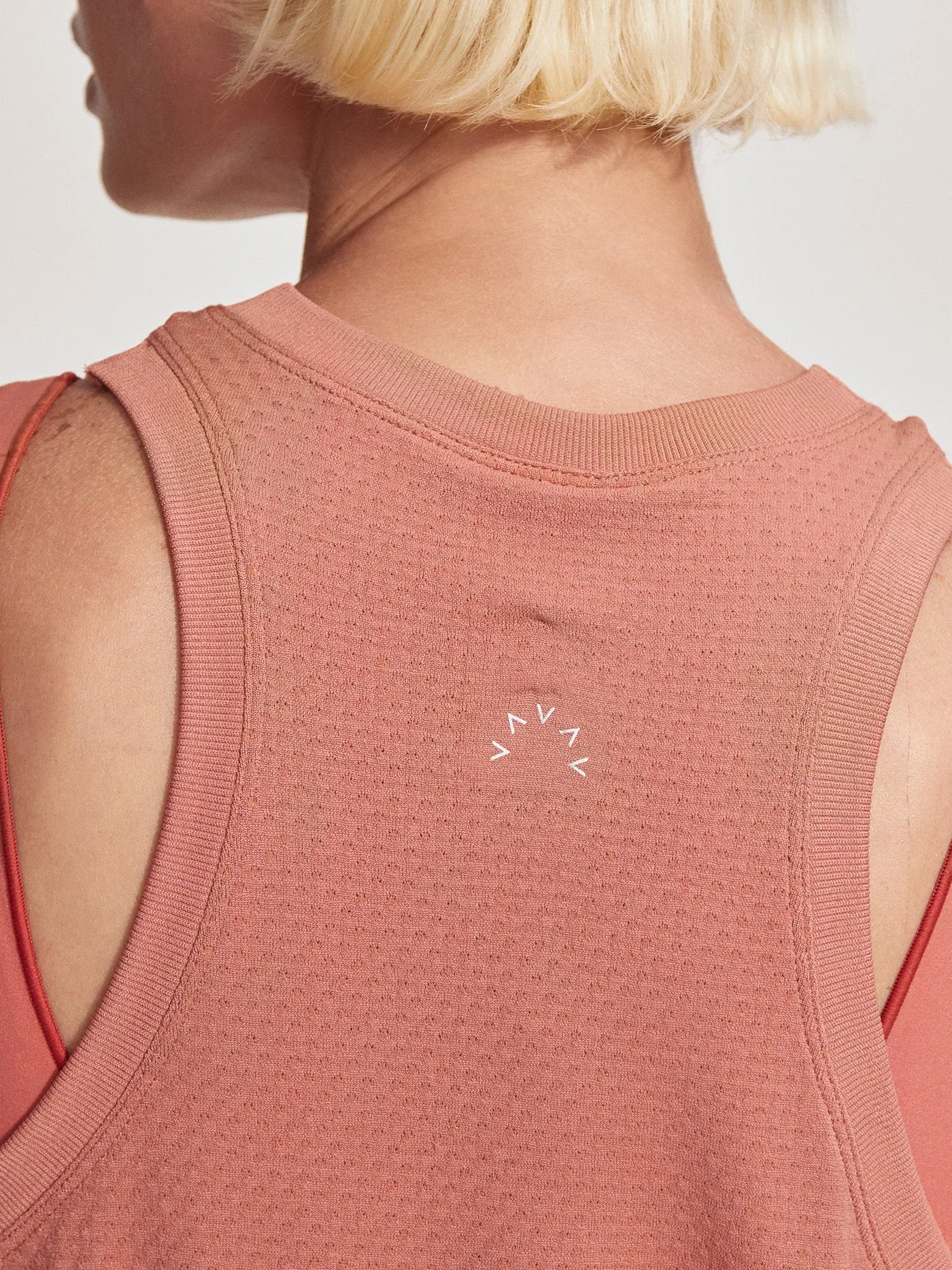Dacey Longline Tank