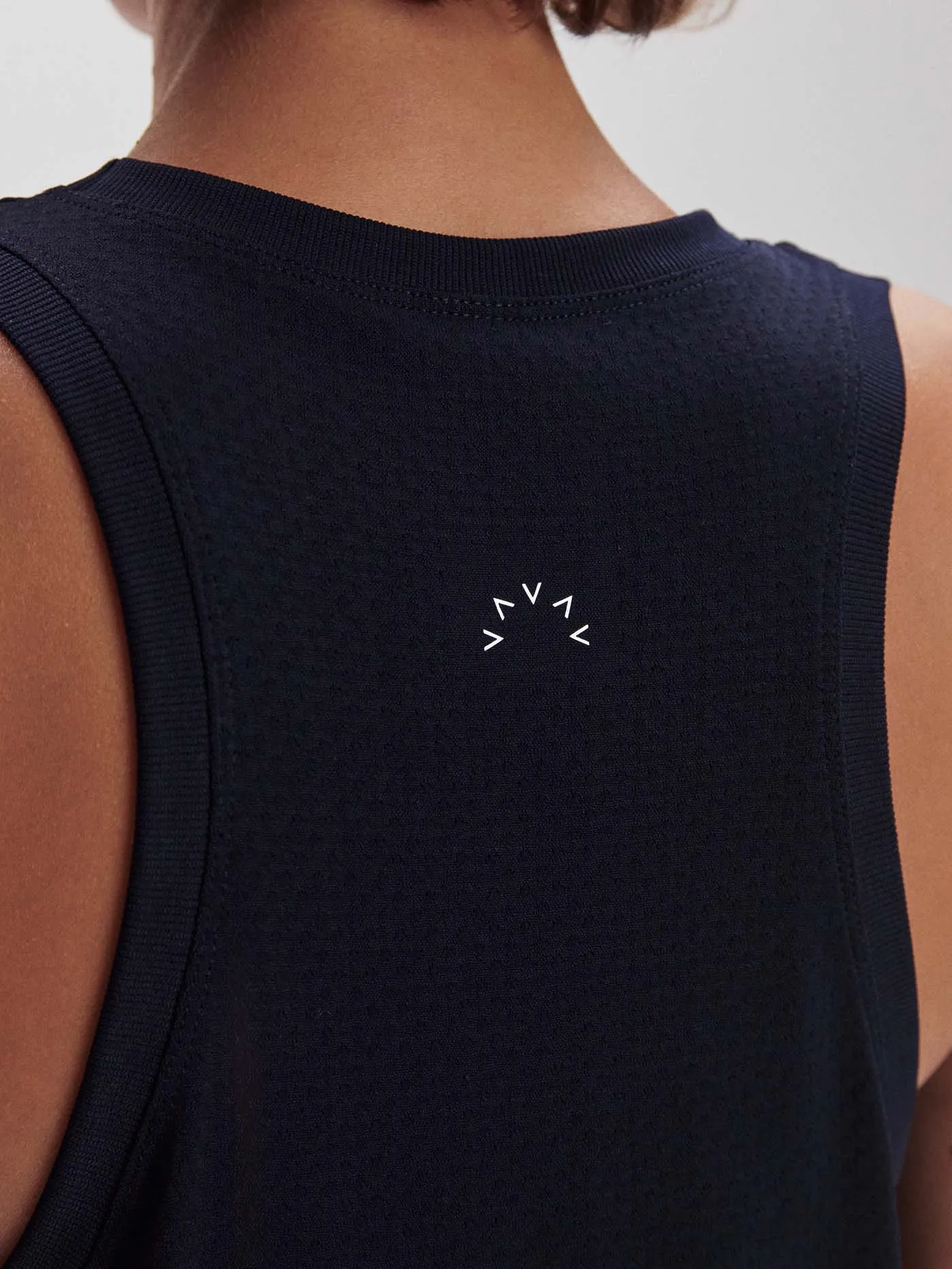 Dacey Longline Tank