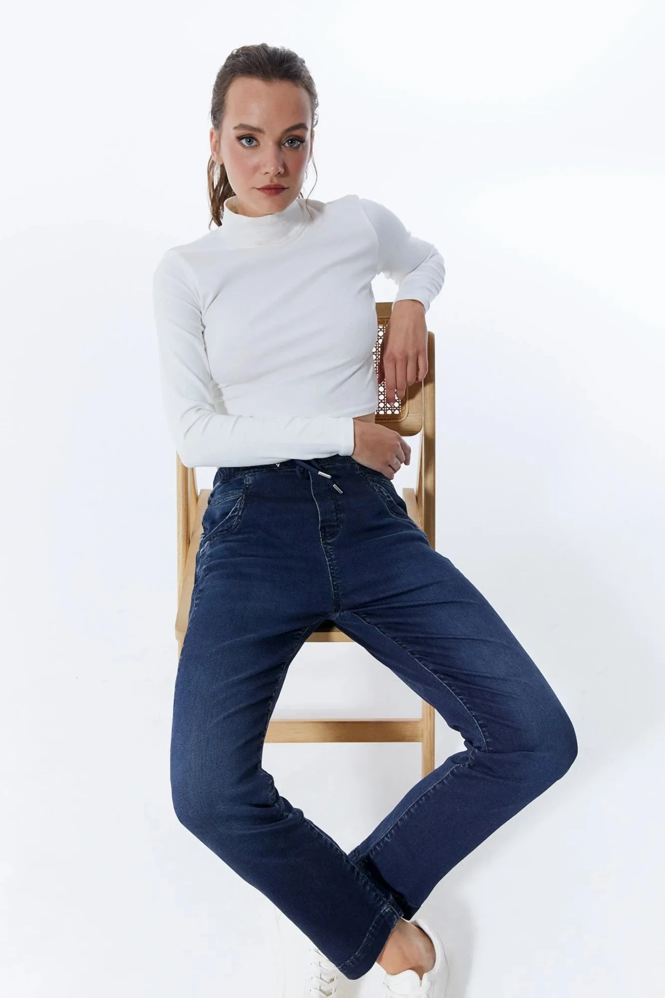 Ella Jogger Pant - Dark Blue Denim - L02 29"  Inseam