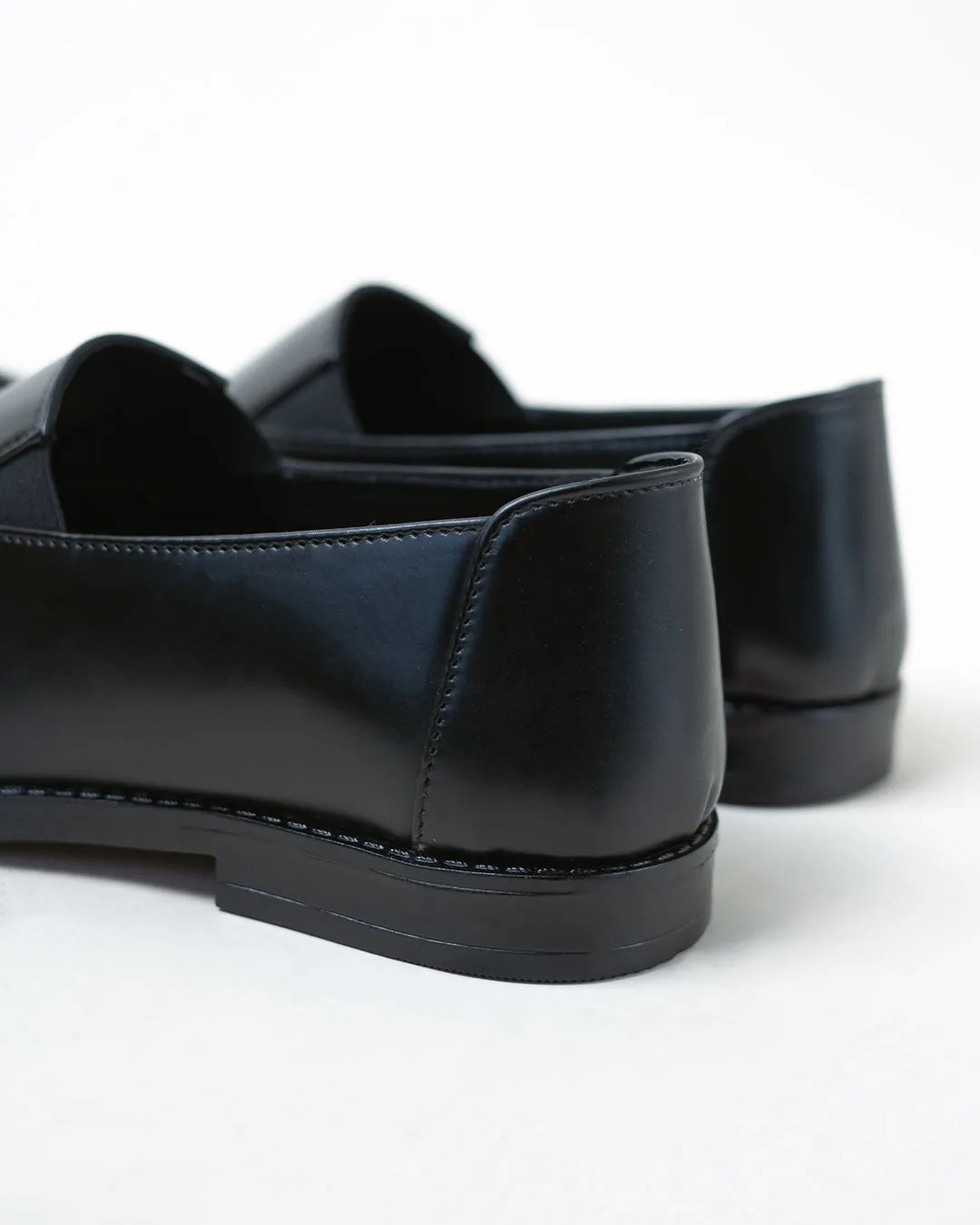 Tailored Aesthetics Black Shoes for Men
